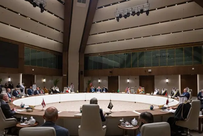 وزاري الرياض: تمادي إيران في انتهاك سيادة الدول سيكلفها الثمن